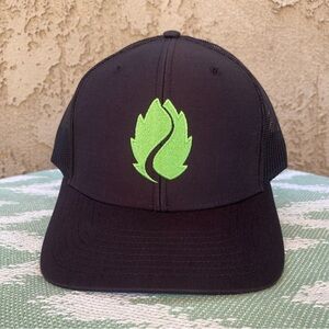Hop Valley Beer ~. Black Cap with Green Leaf Logo